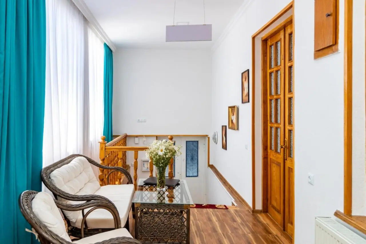 Guest House Nana