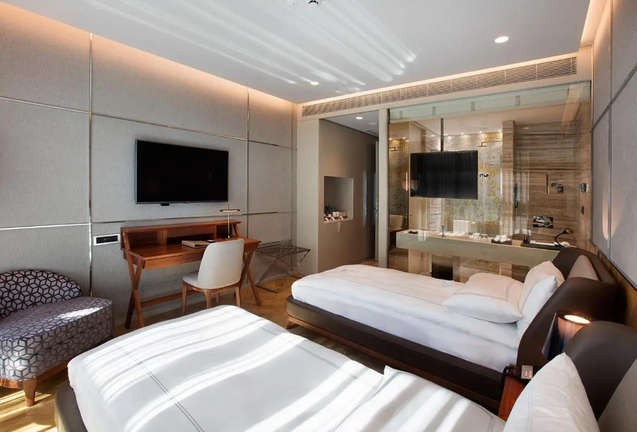 Fer Hotel