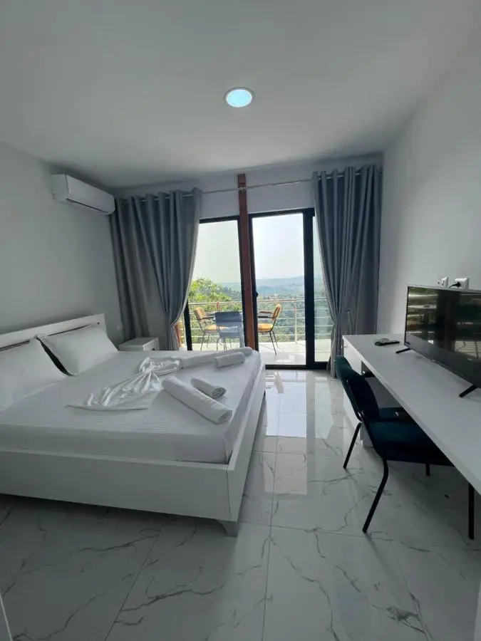 Restorant Hotel Xheni