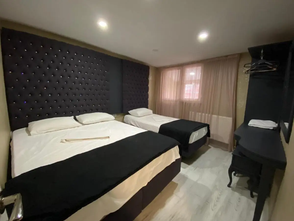 Orange Airport Hotel