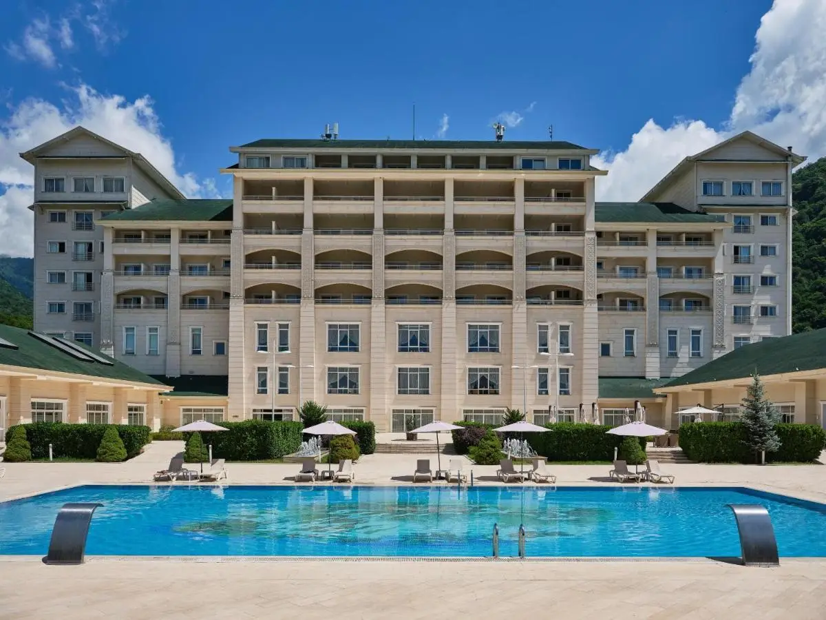 Qafqaz Riverside Hotel