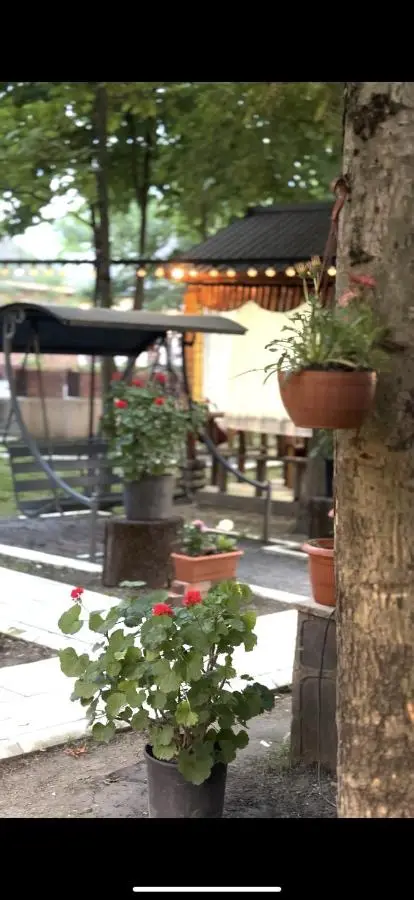 Nohurçay Cottages & Restaurant