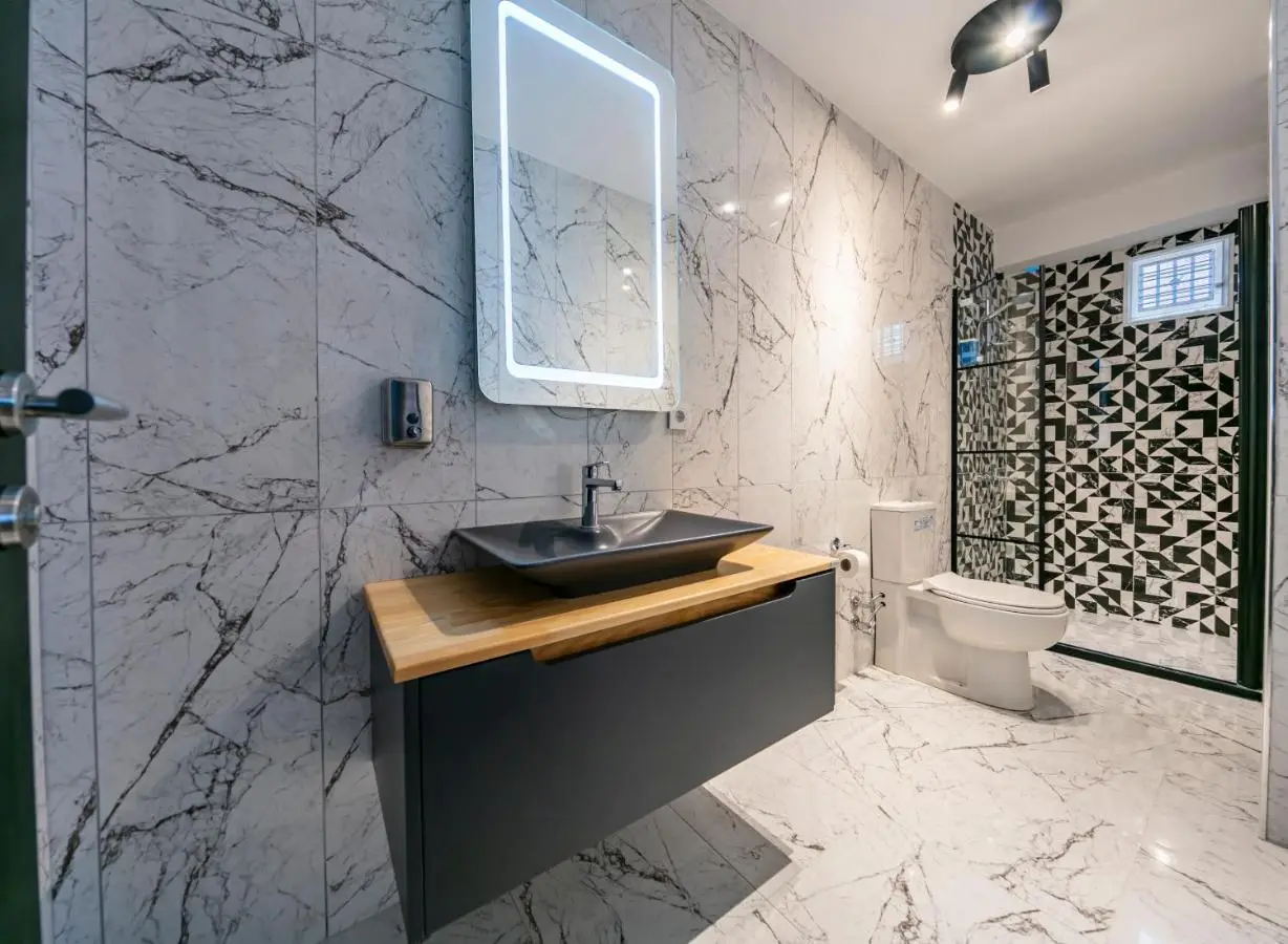 Hexa Suites Hotel
