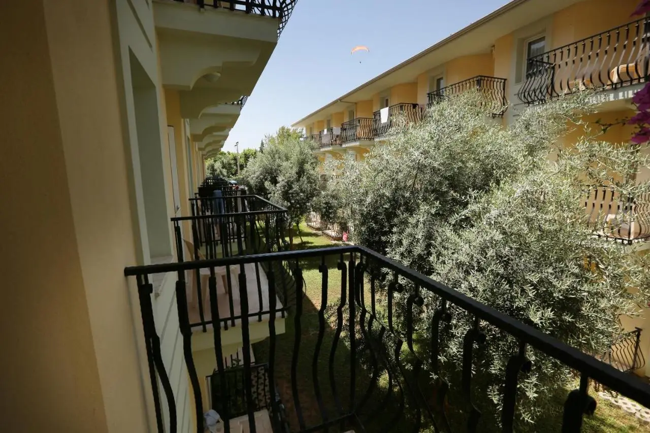 Mavruka Hotel