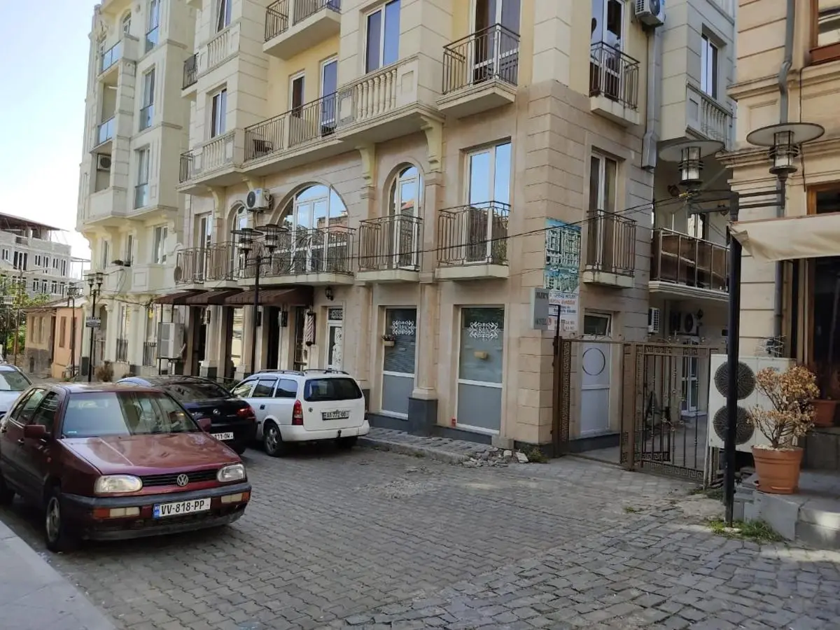 Pushkin street Pearl