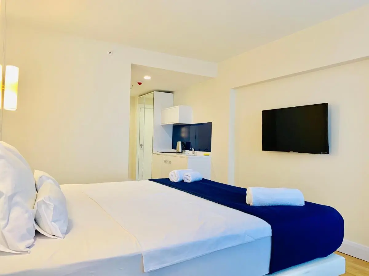 Royal Sea Breeze Apartments