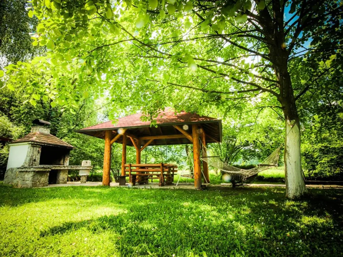 Home Eden Dobrenica
