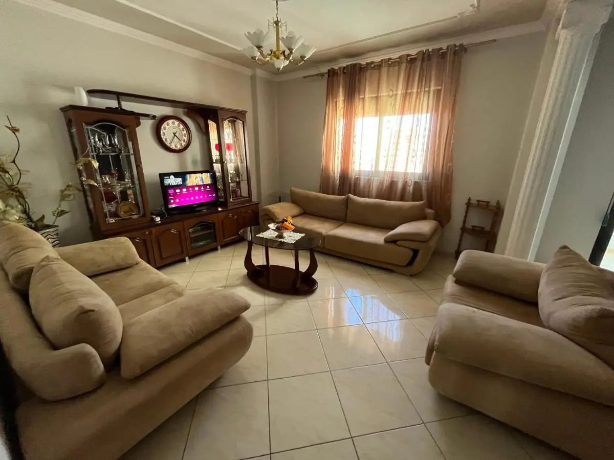 Era's apartment