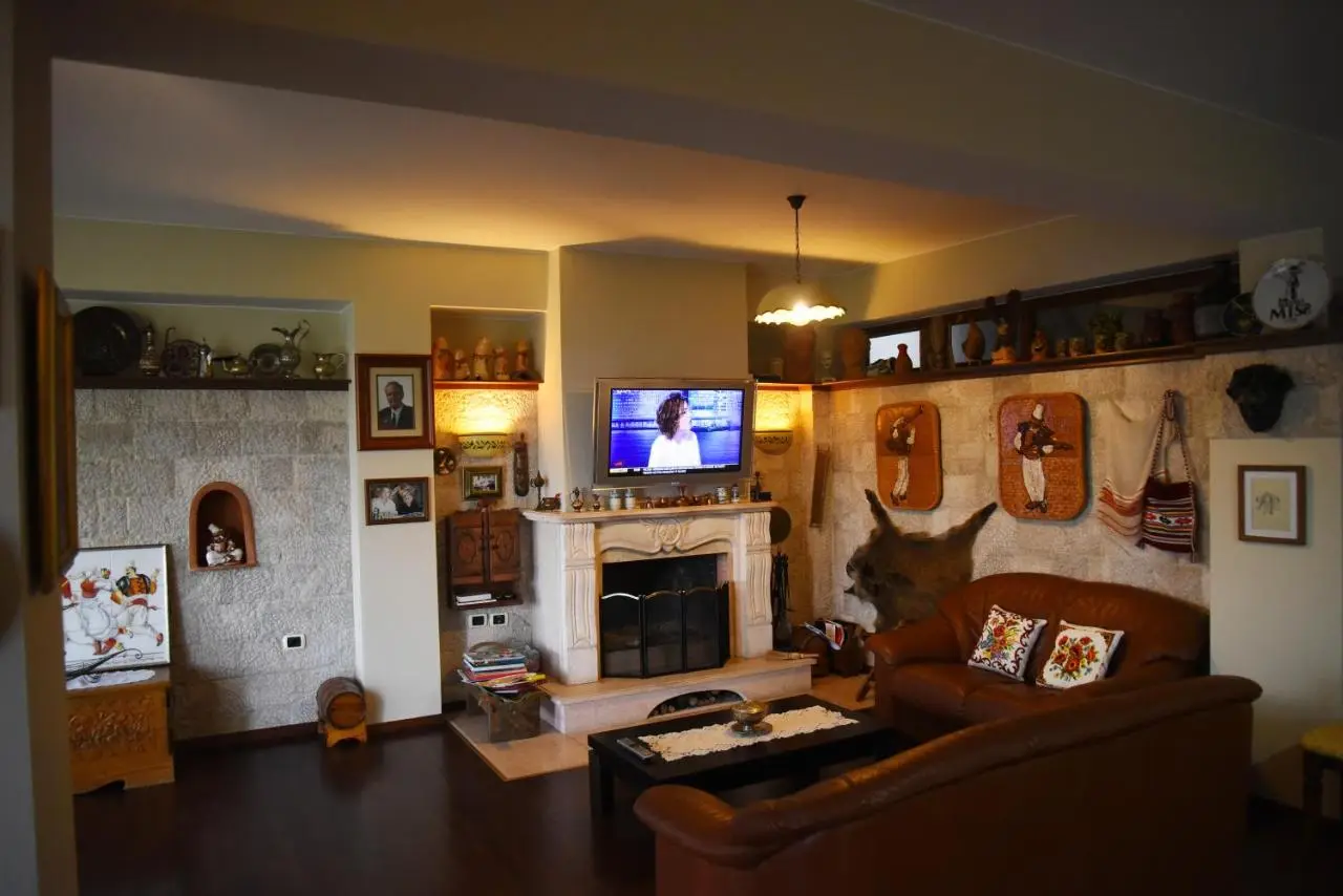 #IoniaHouse Surrel Villa