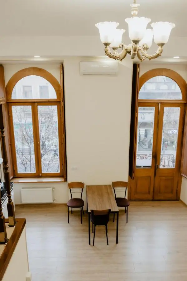 2 Signature Apartments on Agmashenebeli