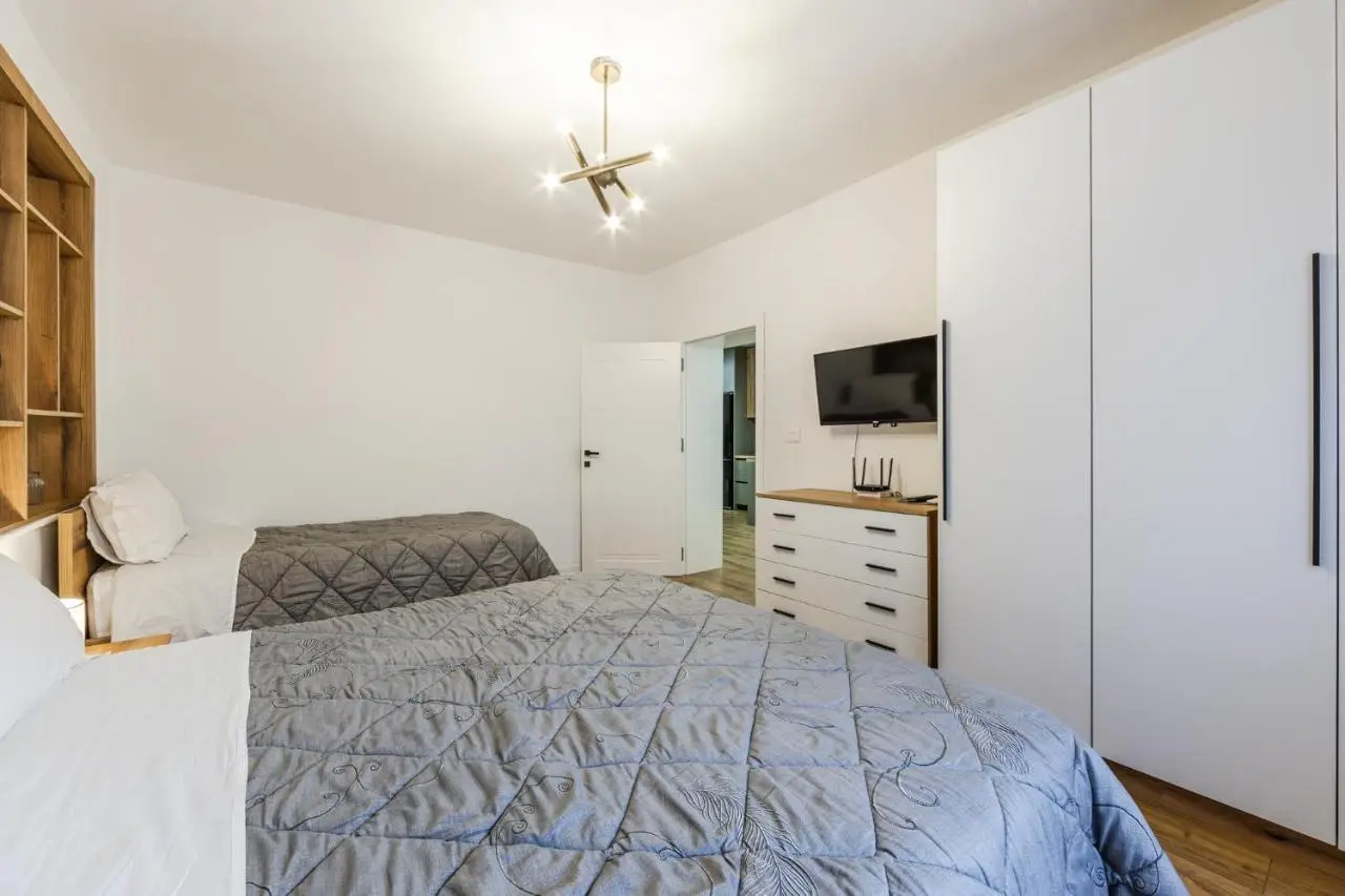 City Center Apartment Cozy 1BR with Patio by PikHost