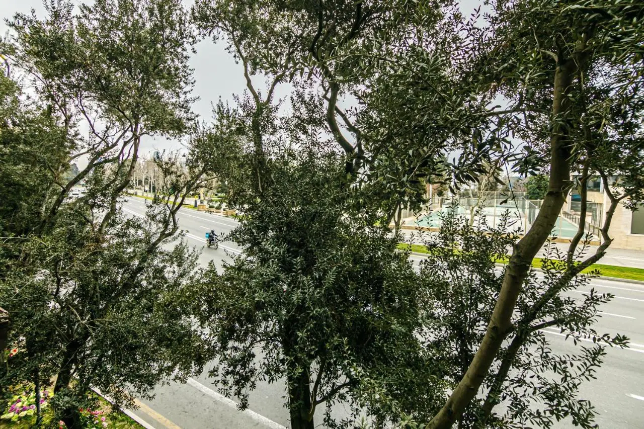 Fourseasons Apartment F1 Track & Sea View