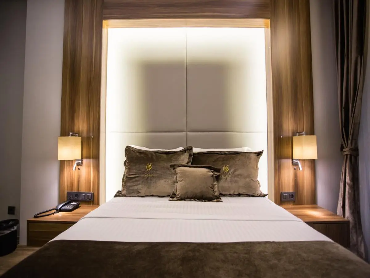 Bonne Sante Hotel
