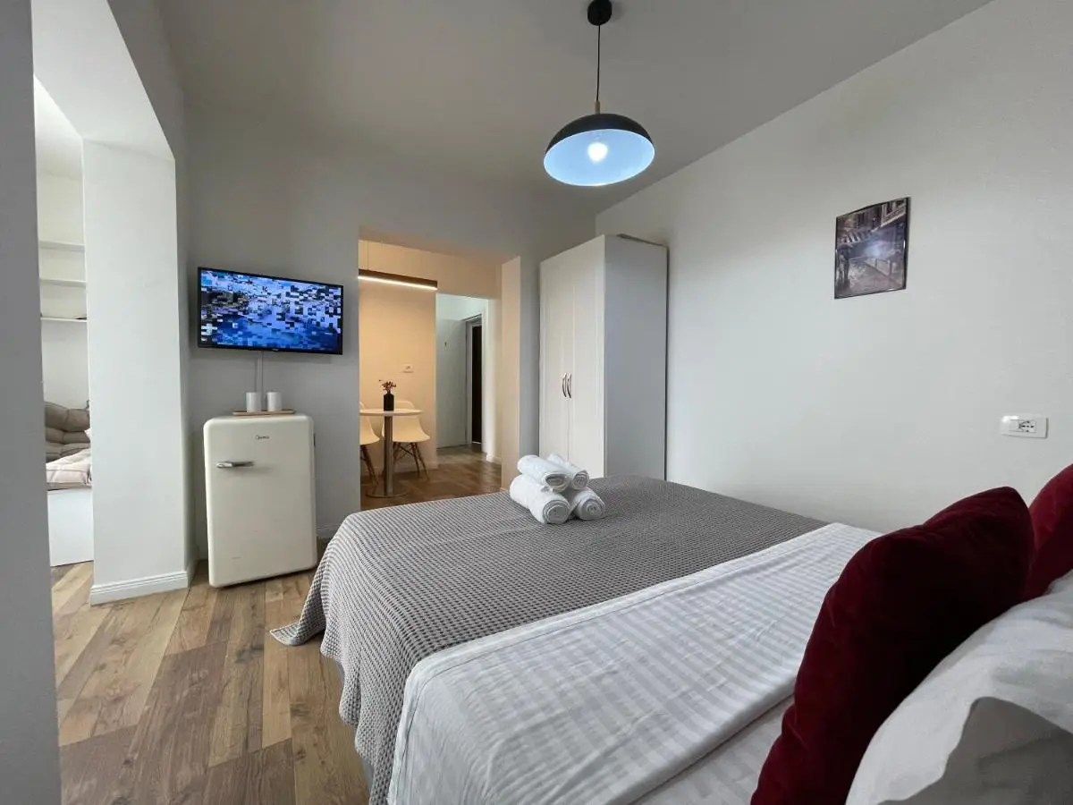 Central Studio Apartments