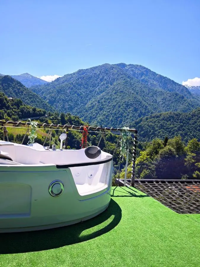 Glass House Merisi