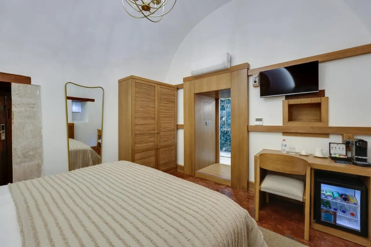 Silk Road Museum Hotel