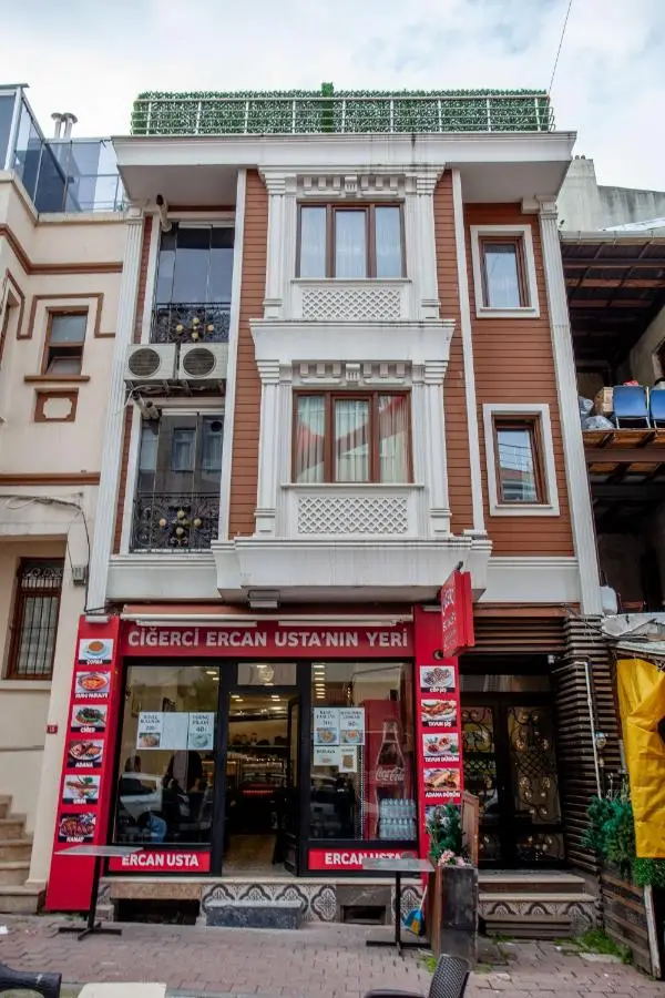 Mutlu flat