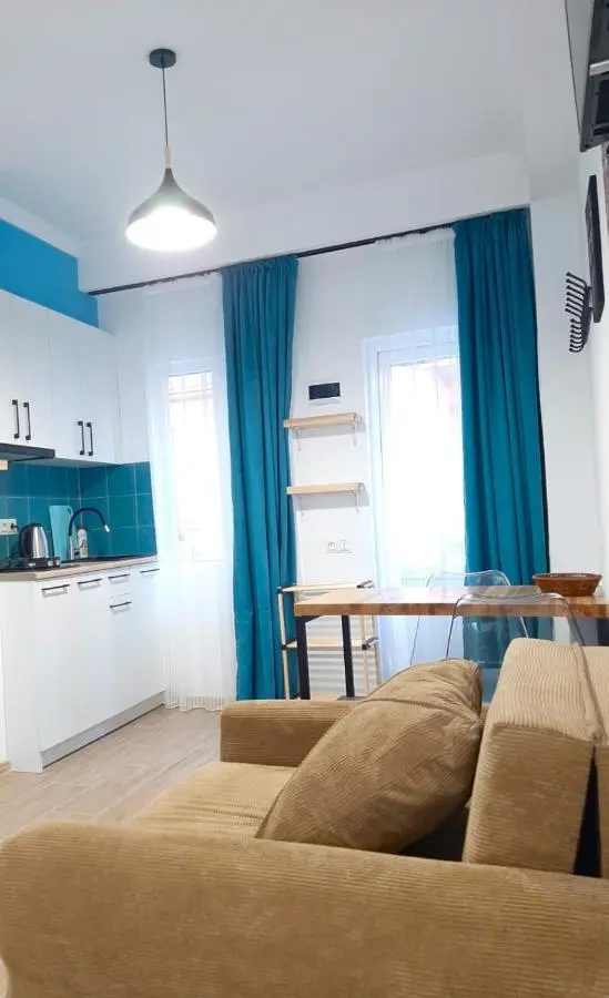 Style Apartment with Courtyard
