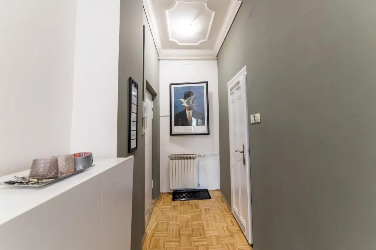 Urban Santiq City Center 3-bedroom apartment with balcony