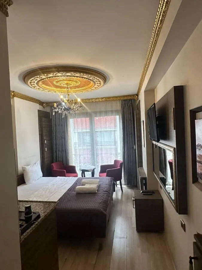 Taksim Castle Suites