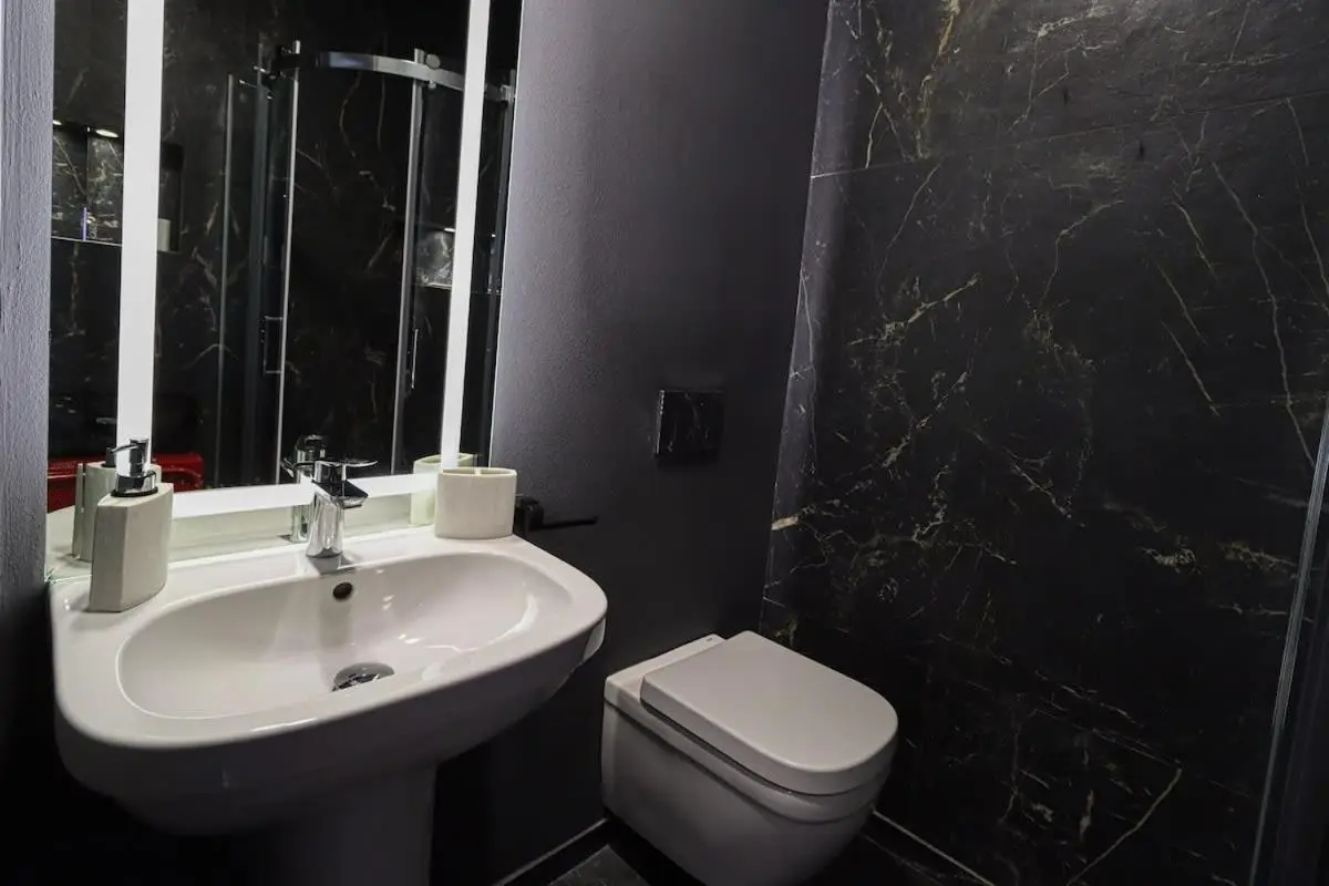 Luxurious 2BR Apartment at King David - By Wehost
