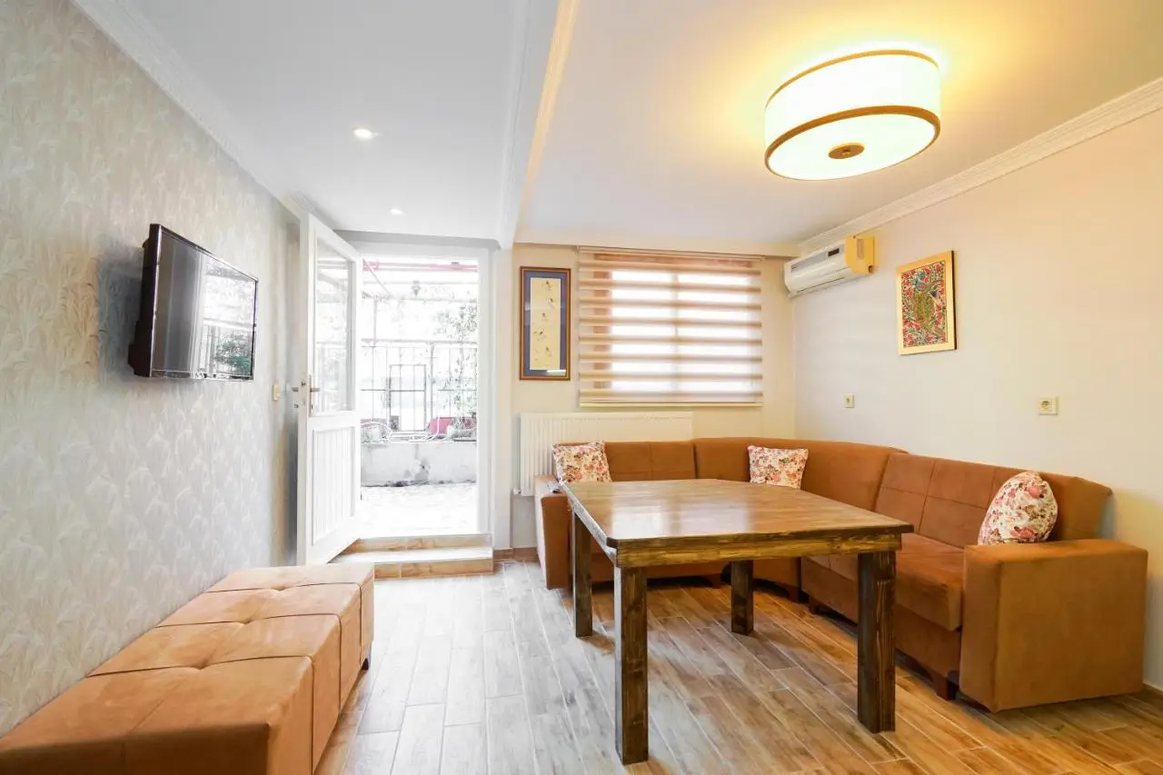 Authentic Apartments OldCity