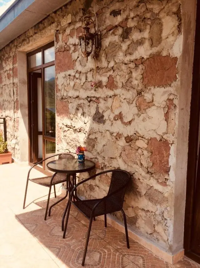 Ia's Guest House