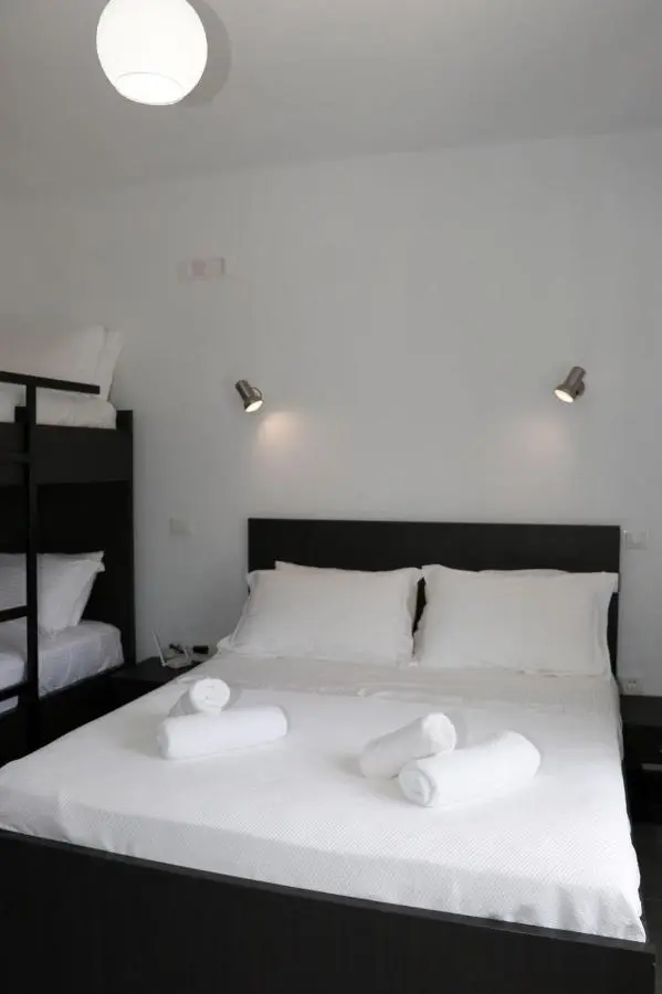 Hotel Velipoja Village