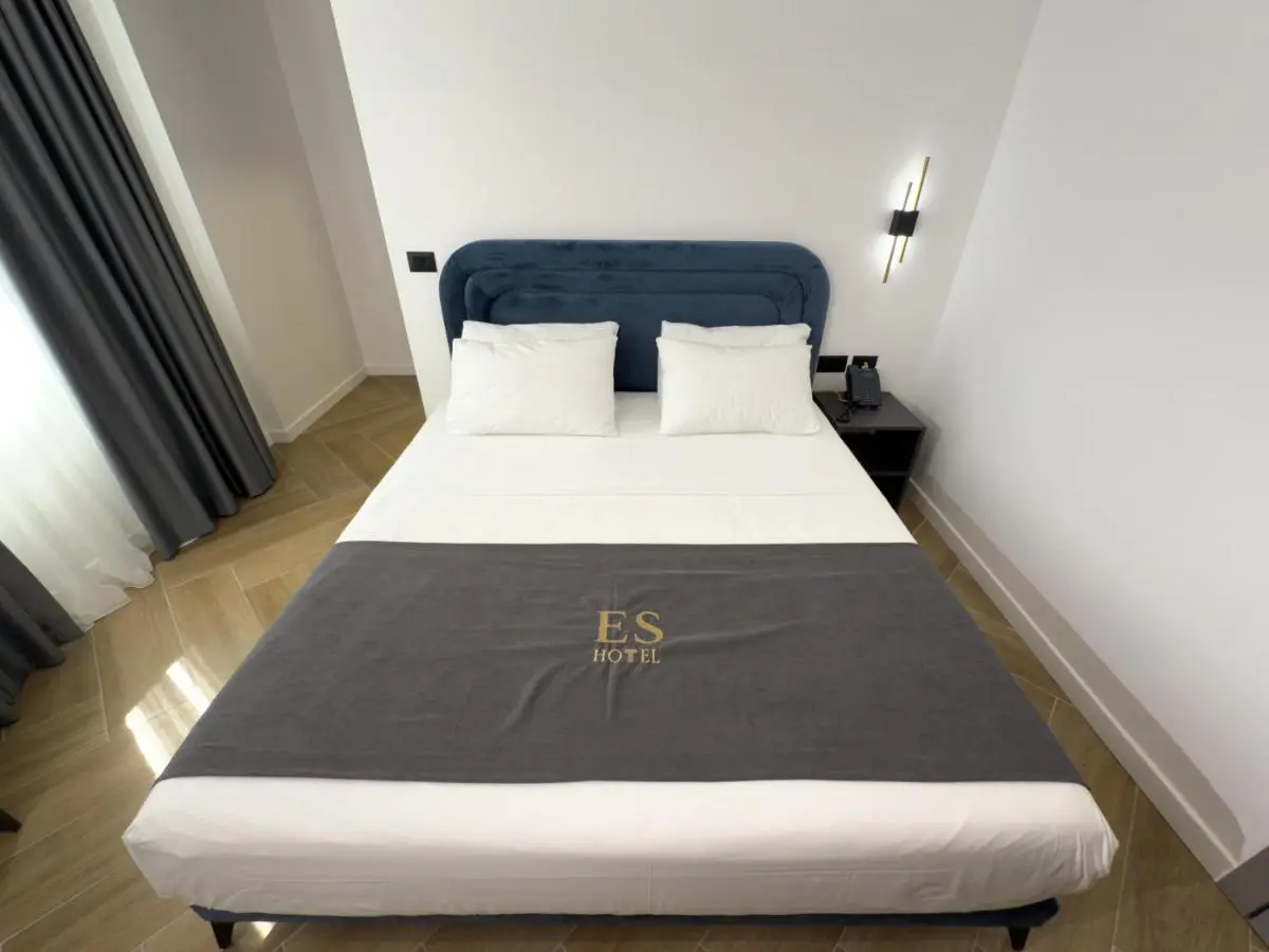 ES Hotel