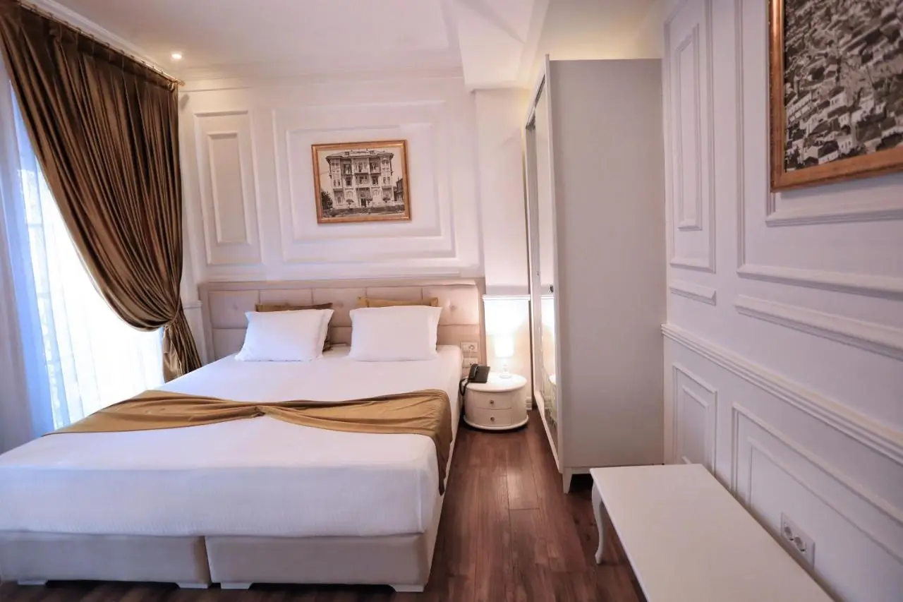 Eler Hotel