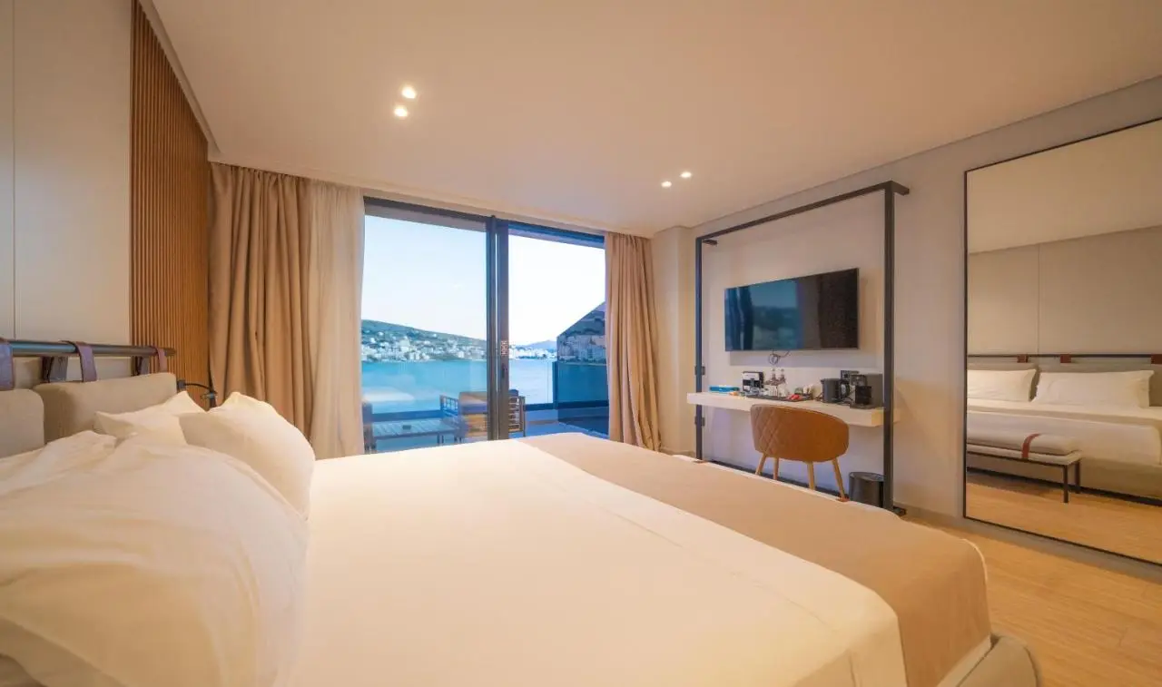AlYACHT Premium Hotel