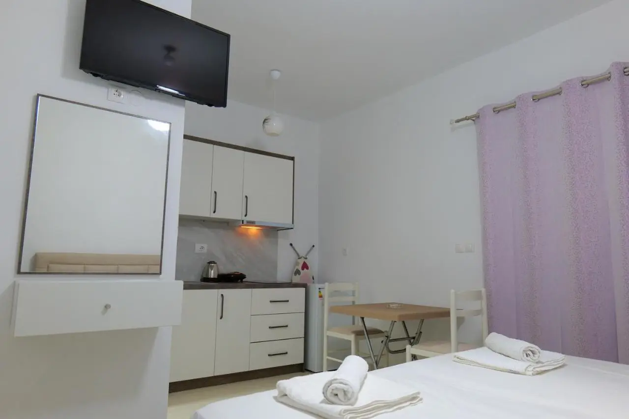 Pink Holiday Sarande