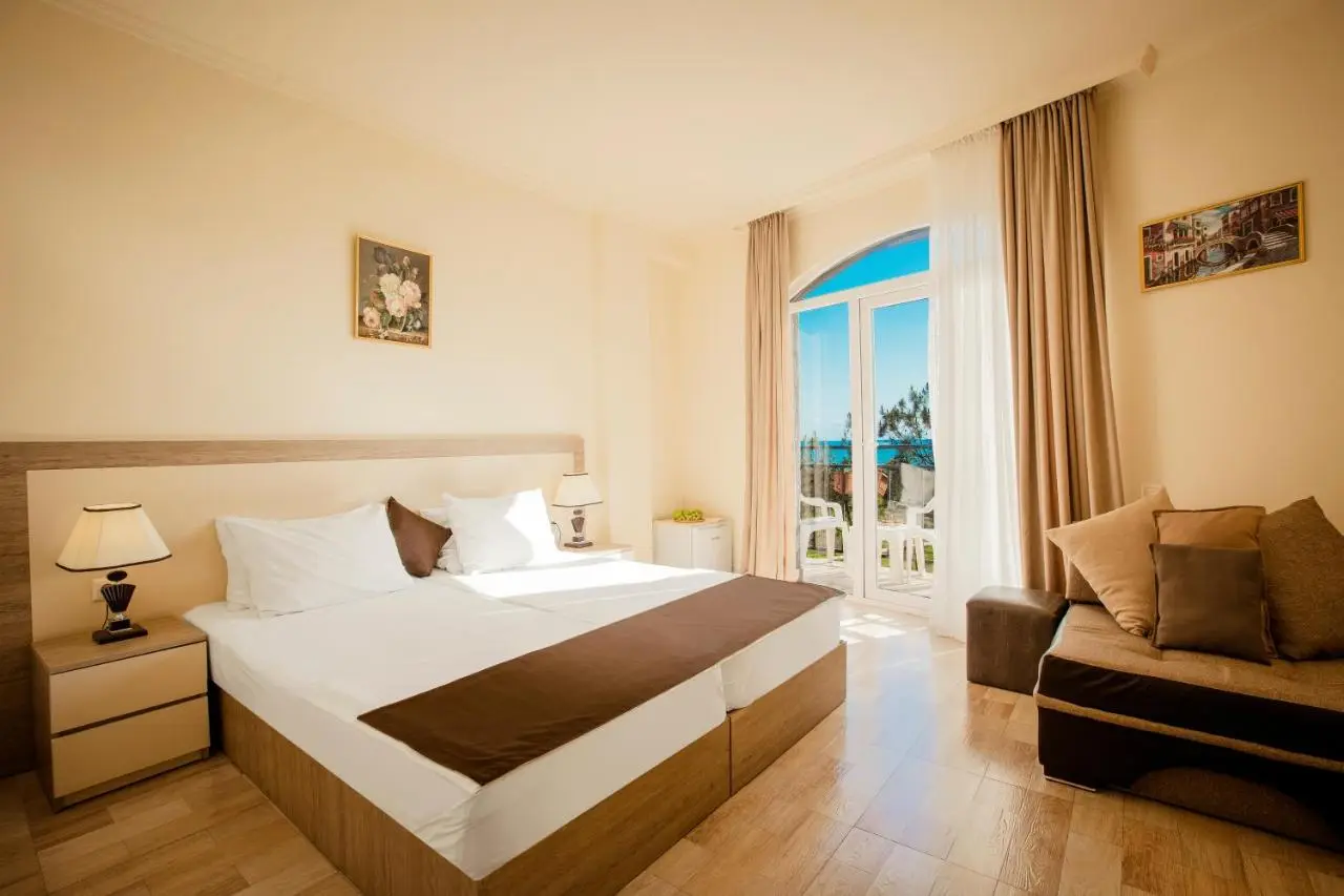 Iveria Elli Hotel
