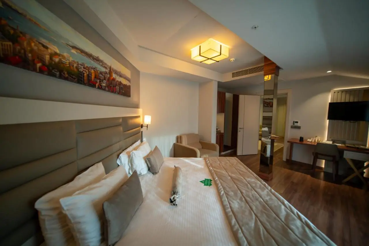 Golden Royal Hotel & SPA