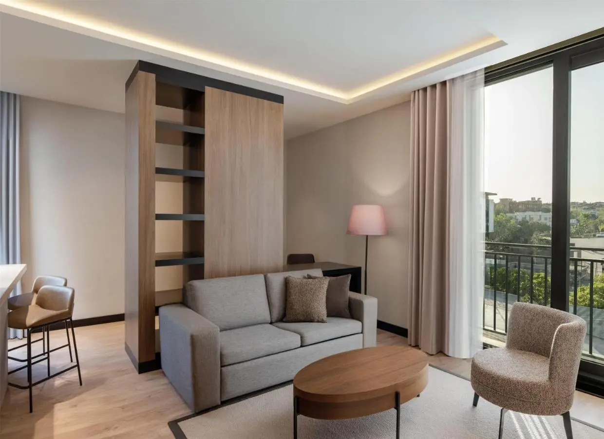 Altunizade Suites Istanbul, Curio Collection By Hilton