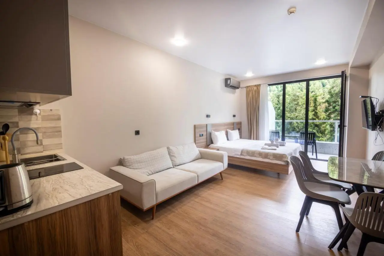 Bamboo Beach Apartments