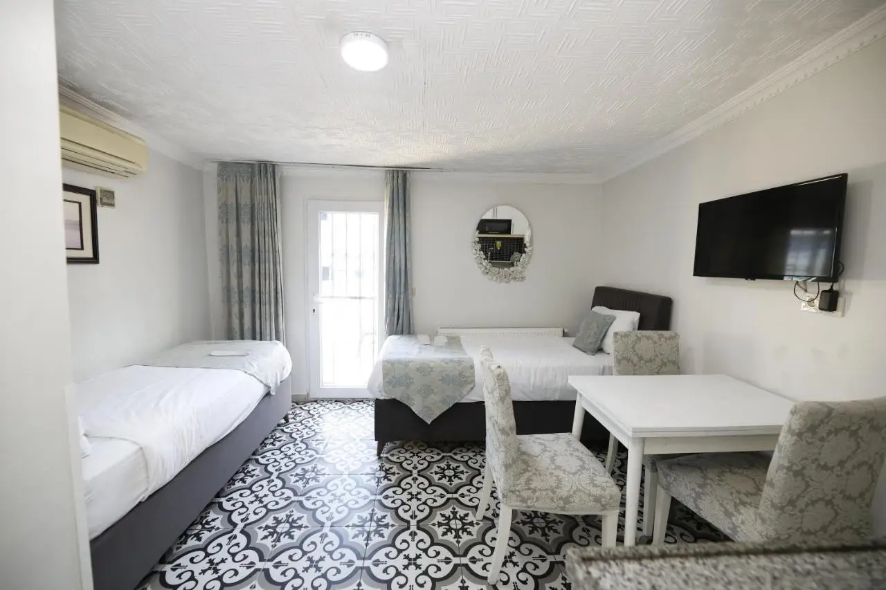 Lemon Residence