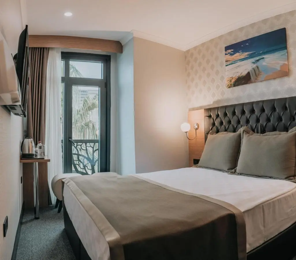 Otel Grand Lark İstanbul