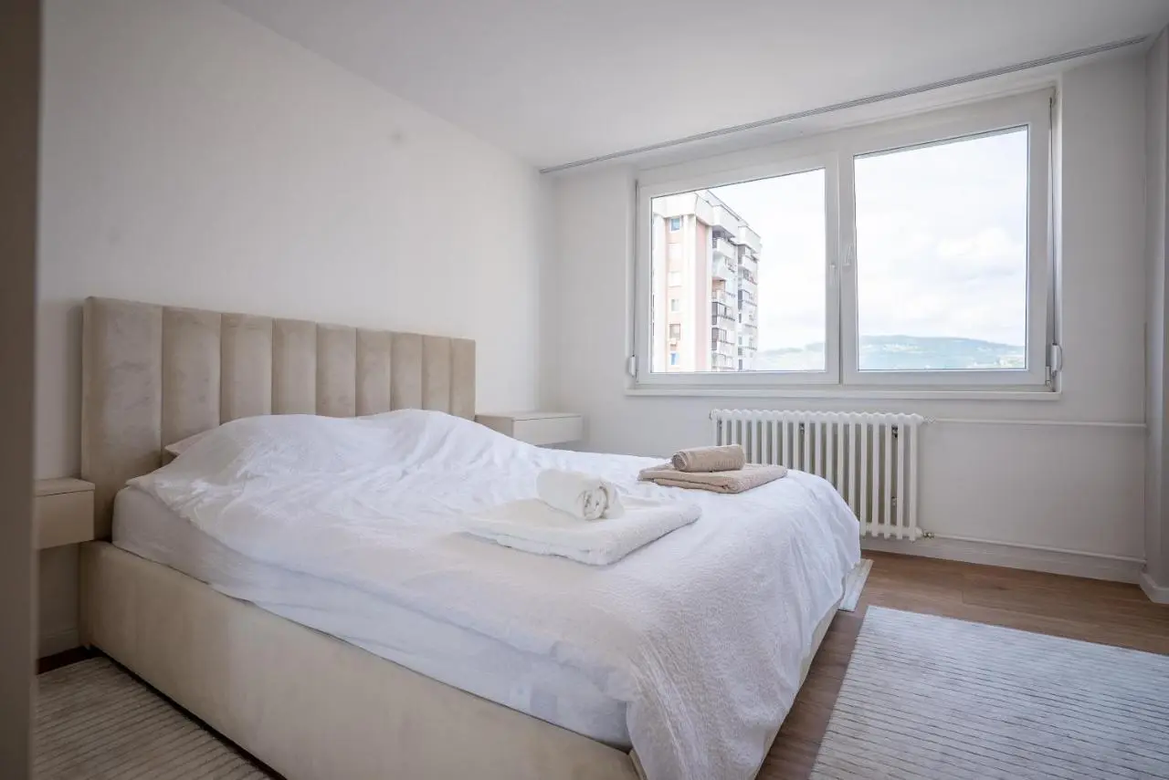 Skyline Apartment