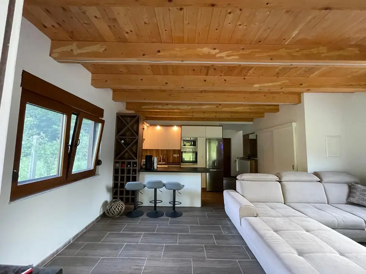"Emerald" Guesthouse