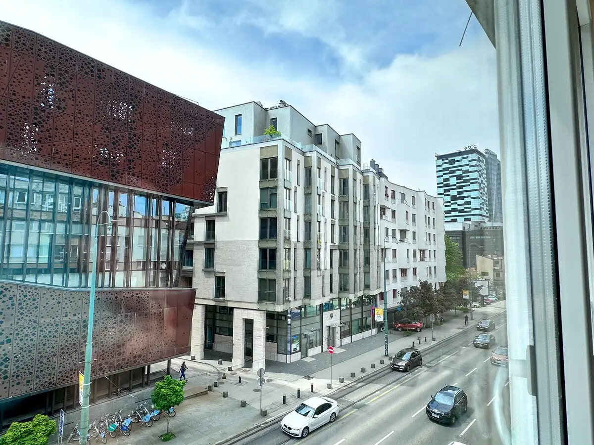 Stylish Apartment Close to Everything