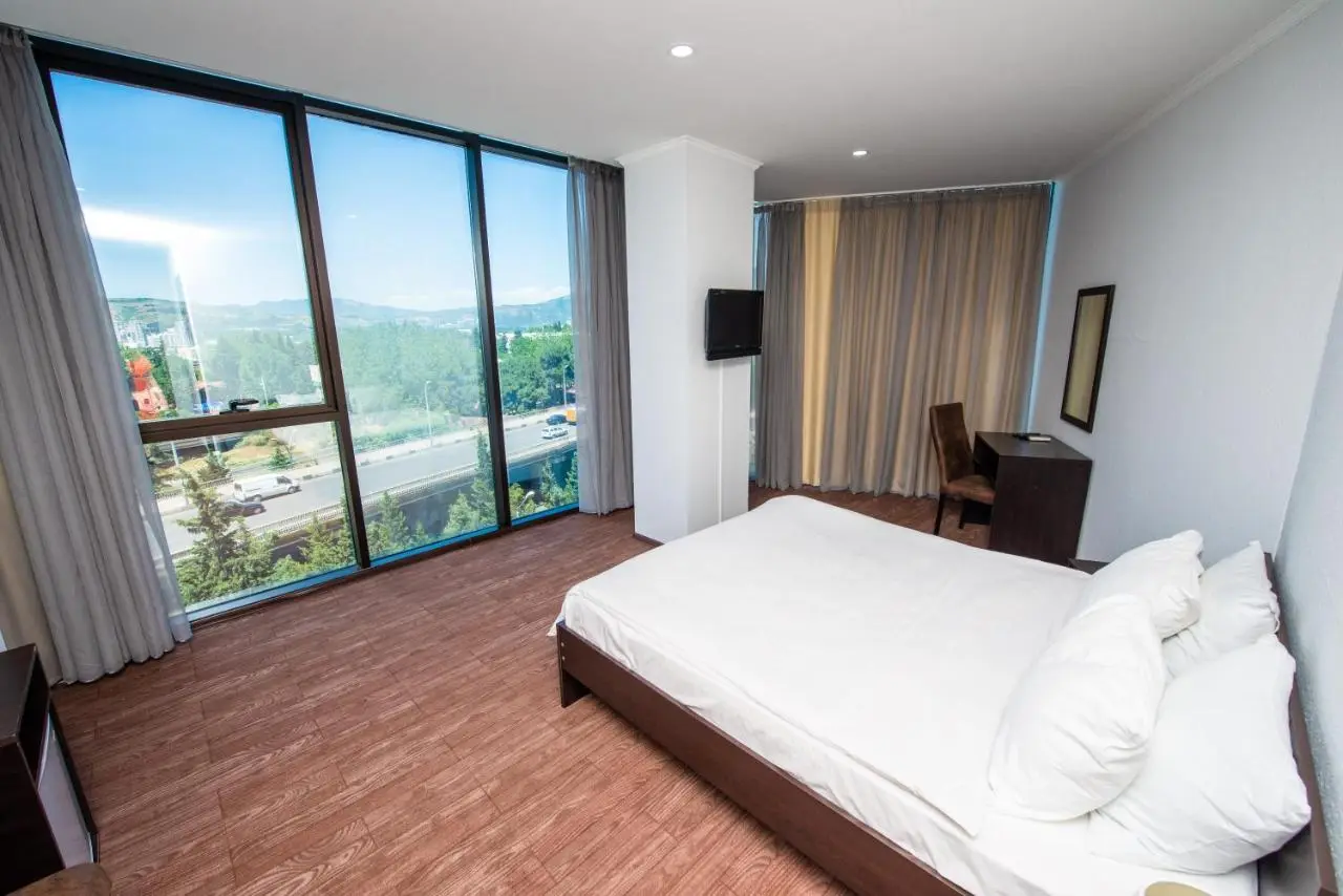 Hotel Shine Palace