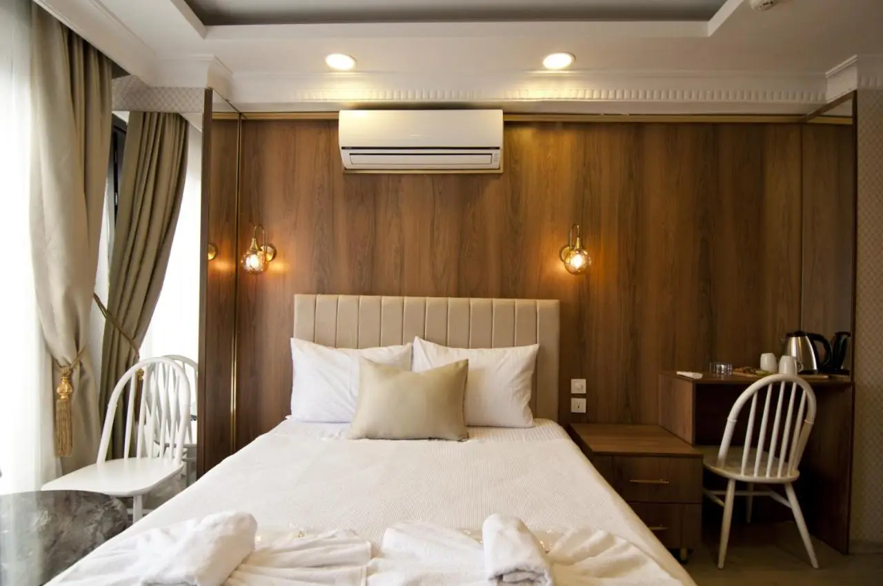 IMMORTELLE HOTEL lord sophiha