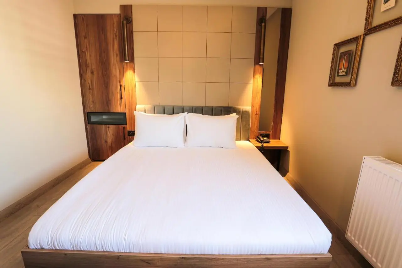 Arach Hotel Harbiye