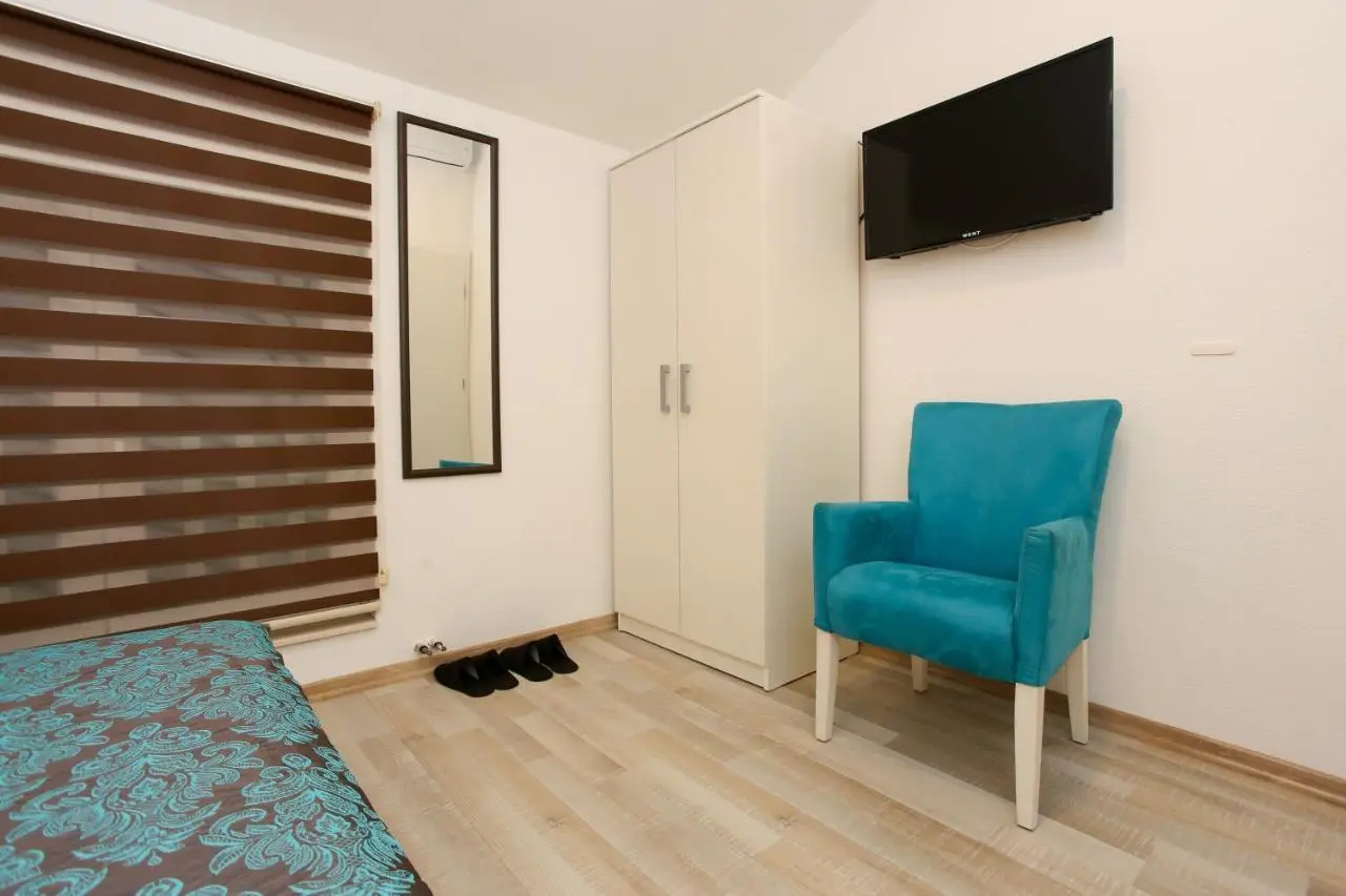 Central Located Guest House