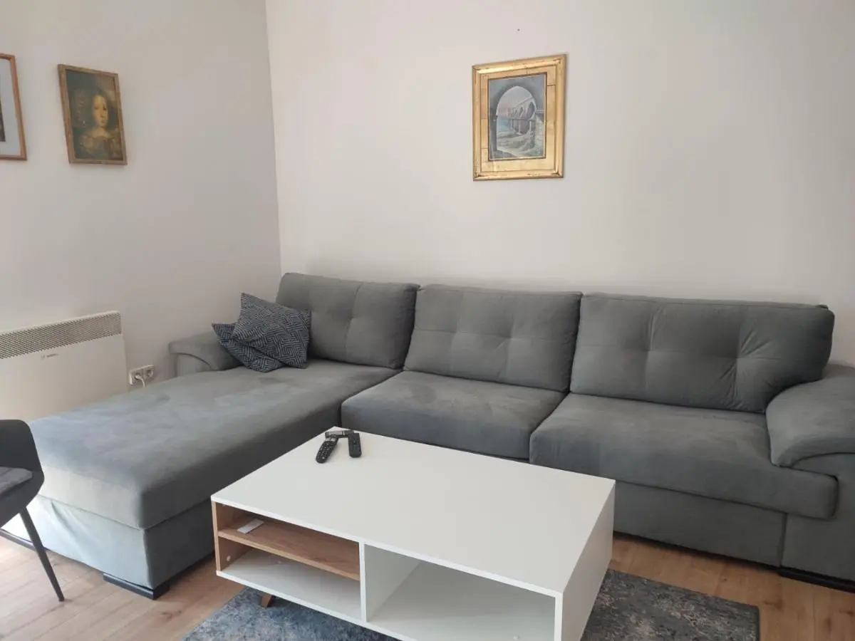 Sarajevo Hills-POOL&JACUZZI private garden Home-Near Old Town