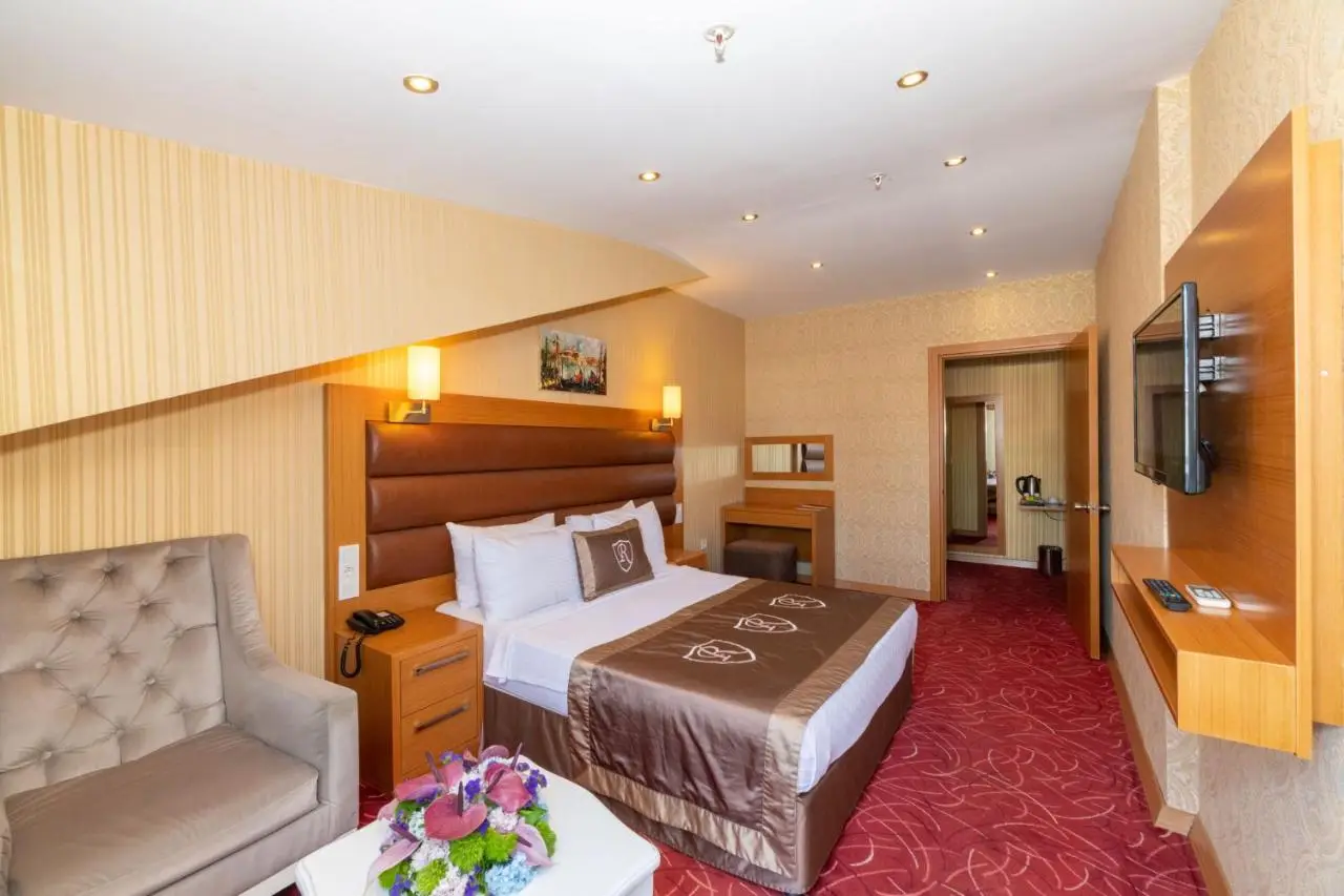Regno Hotel