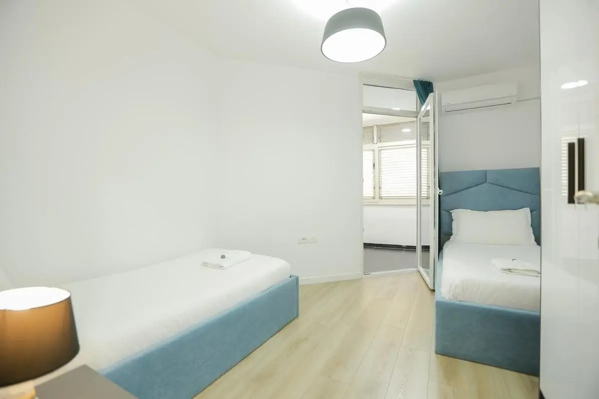 Miku Apartment-Brand New at Wilson Square