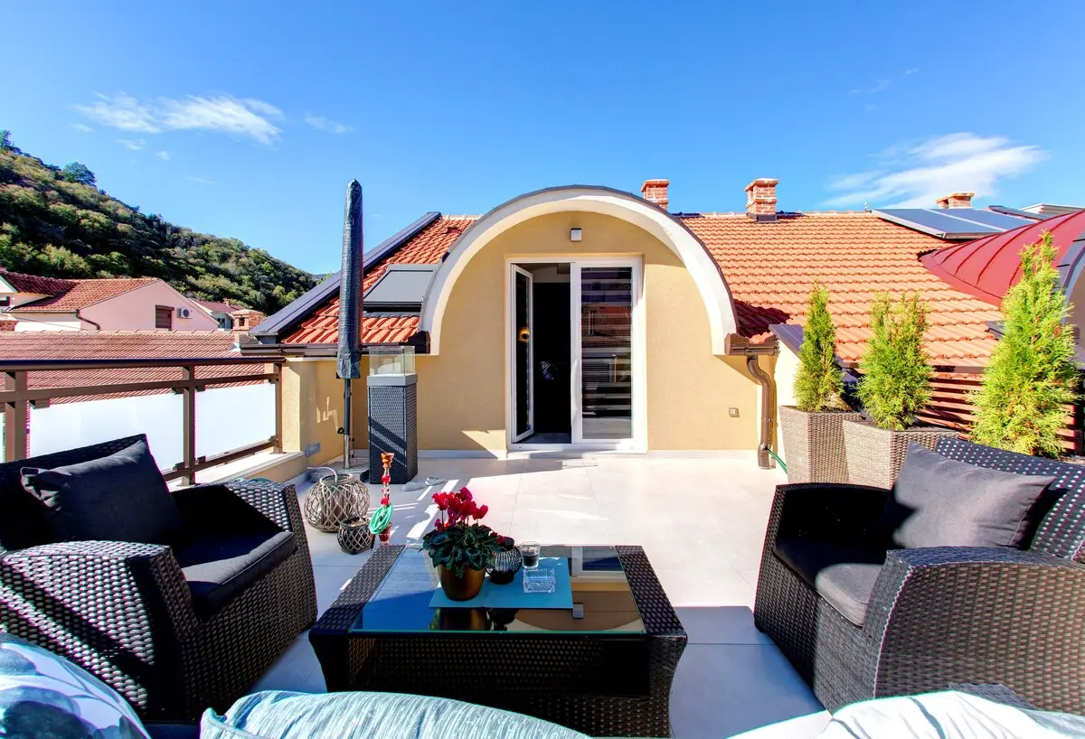 Luxury apartment CRYSTAL 2 (with terrace)
