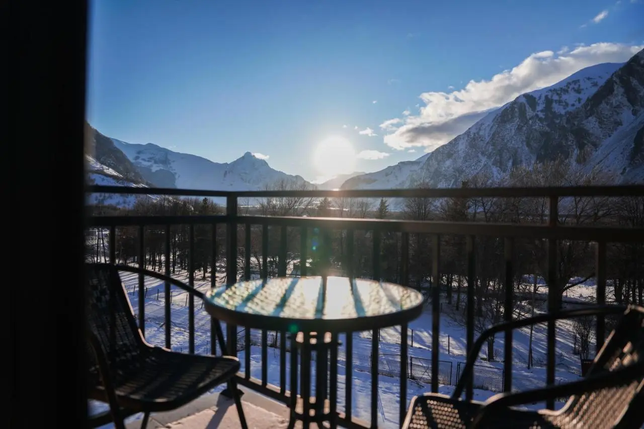 Peak Hotel Kazbegi